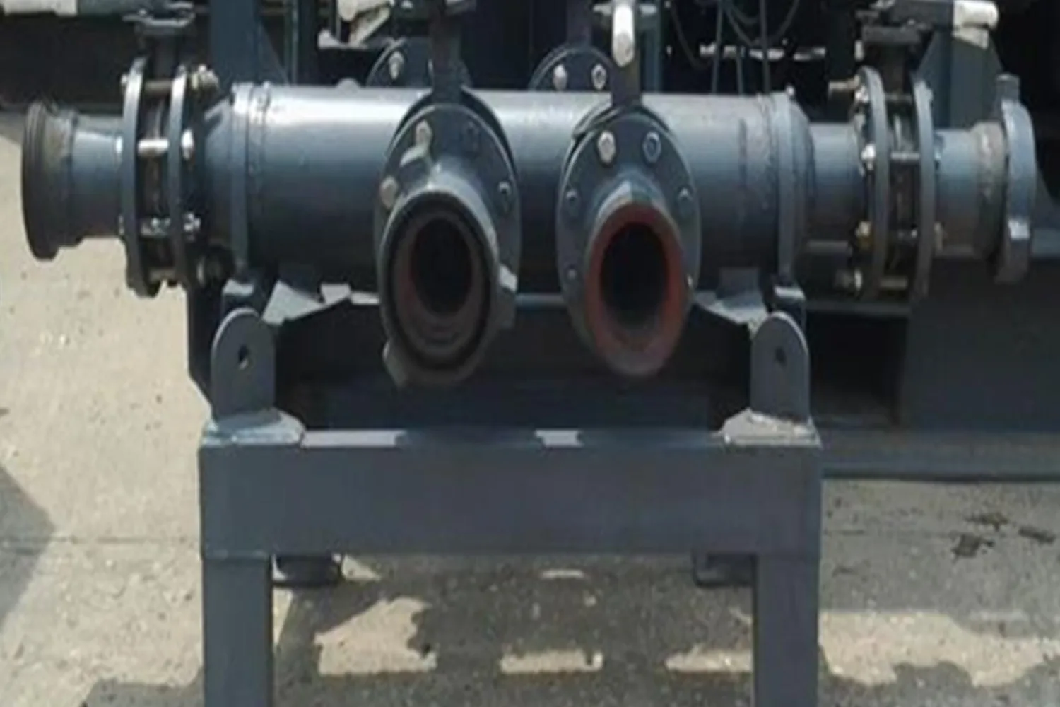 Procure SINGLES KID TRIPLES PUMP (500PSI WITH MANIFOLD)